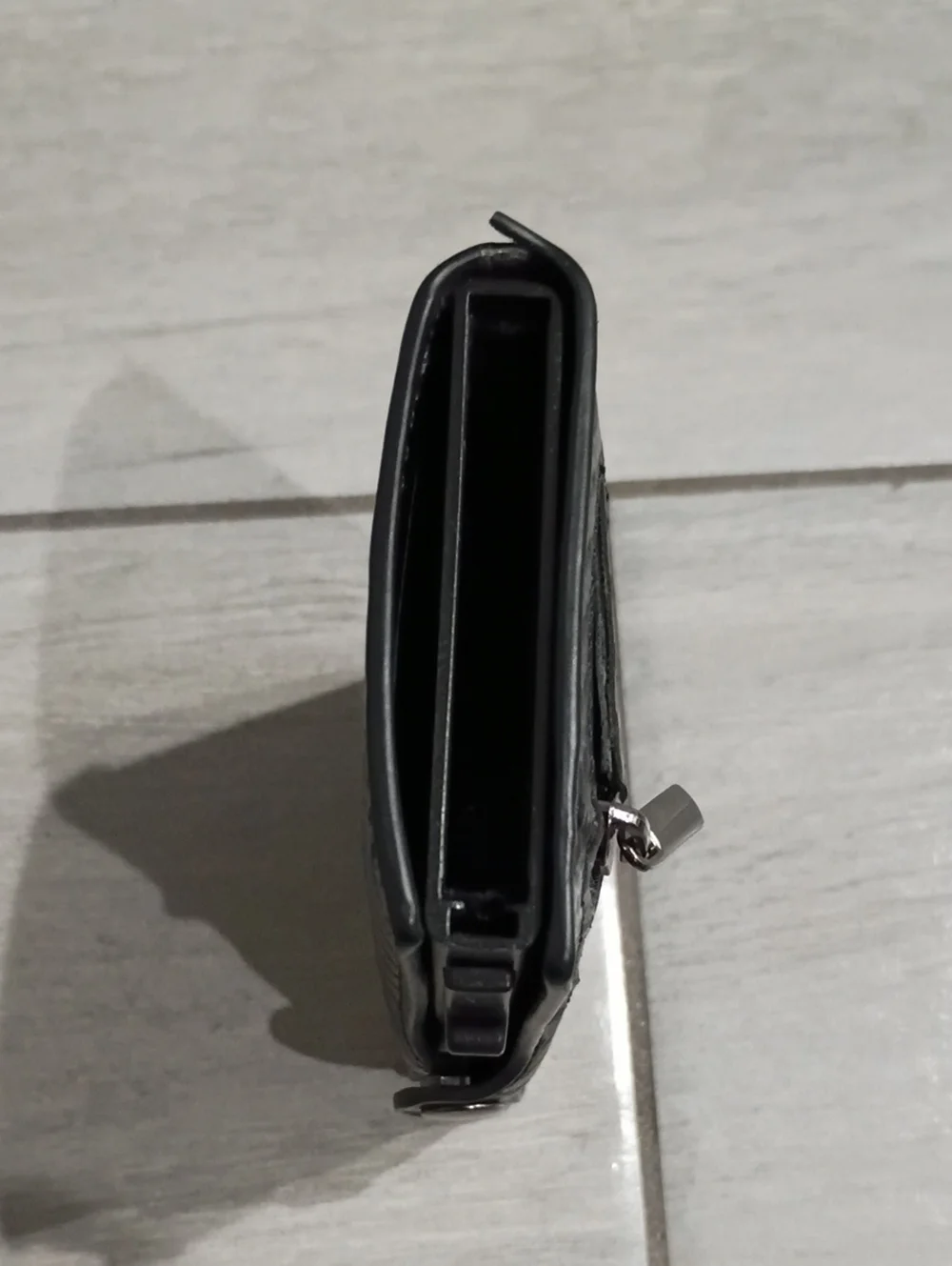 Slim Carbon-Texture Black Men's Card Wallet